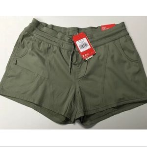 North Face Aphrodite shorts XL